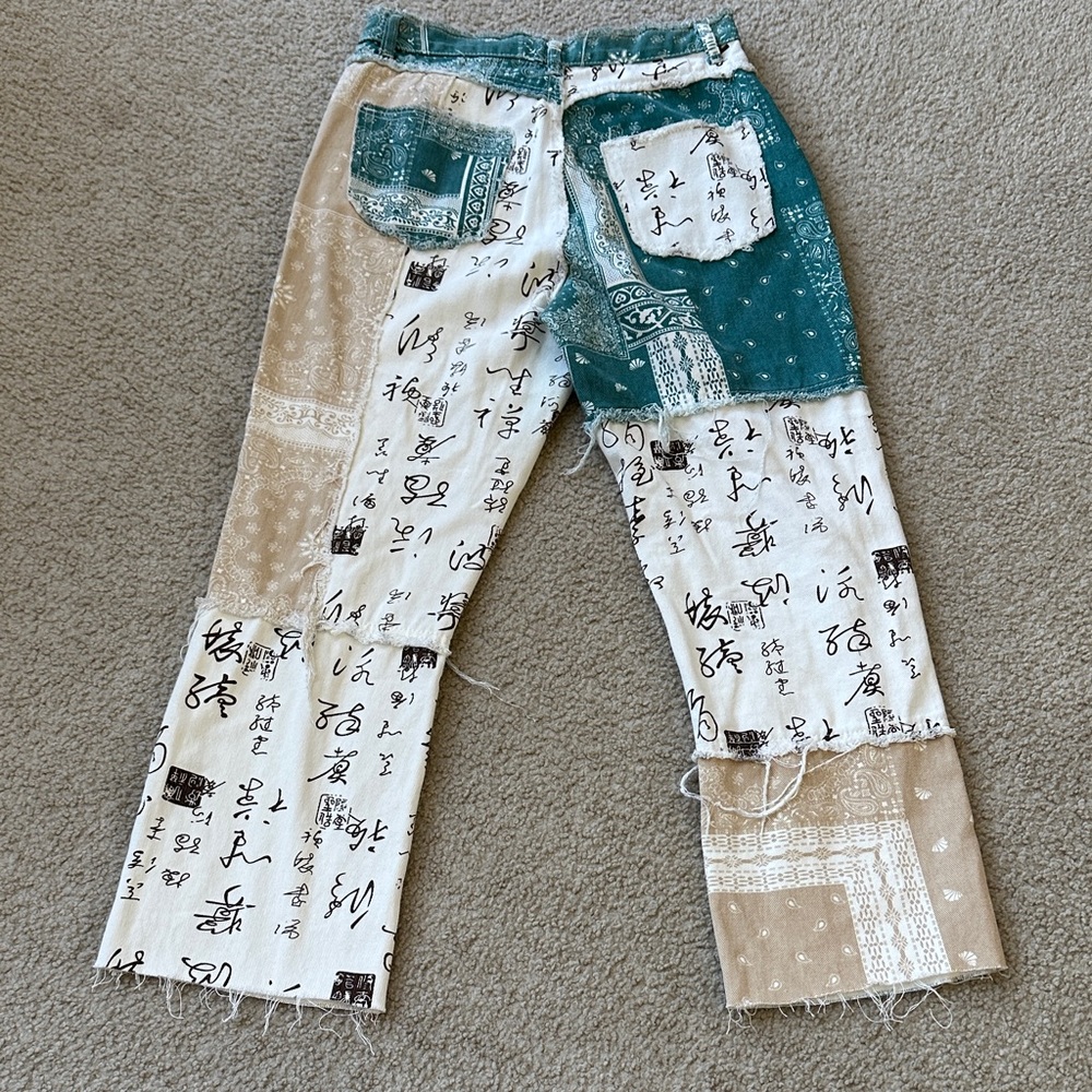 SHEIN Distressed Patchwork Jeans - Picture 3 of 15